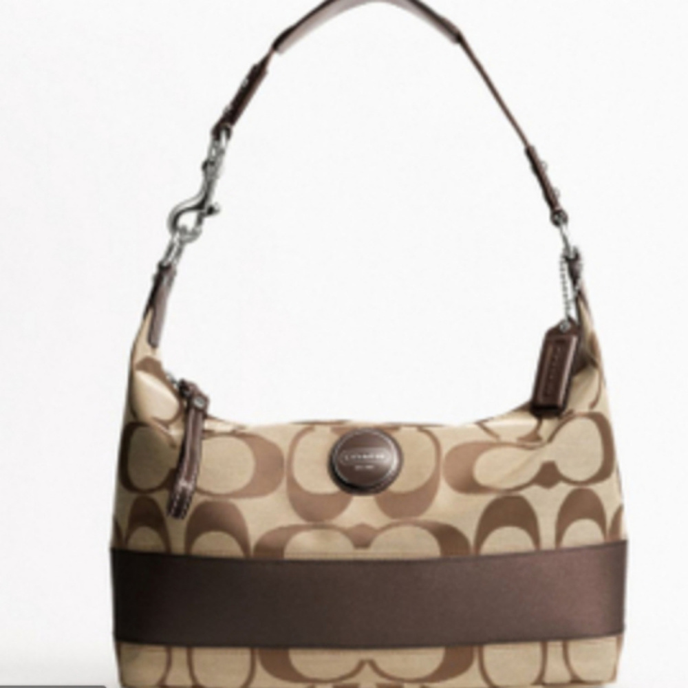 coach authentic hand bag